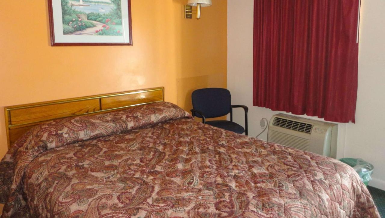 Budget Inn Franklinton Luaran gambar